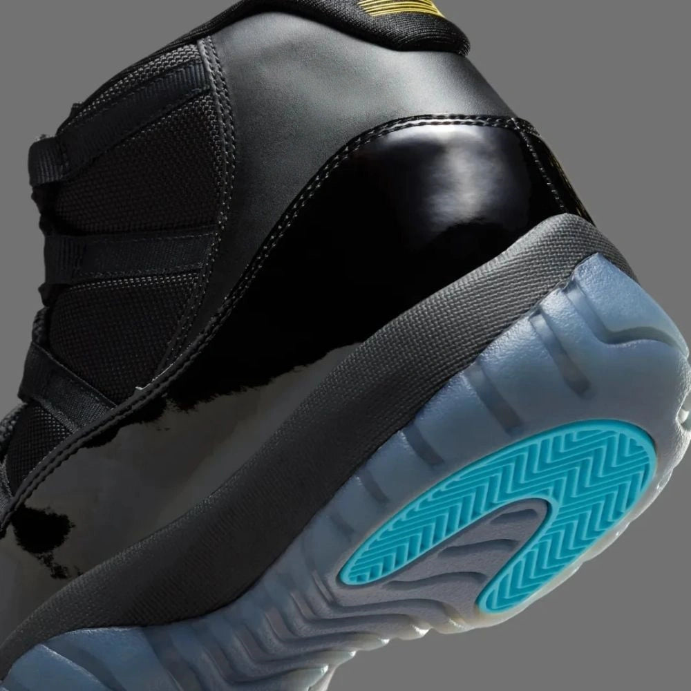 מבצע חם! 🔥 11 Retro Gamma Blue 2025
